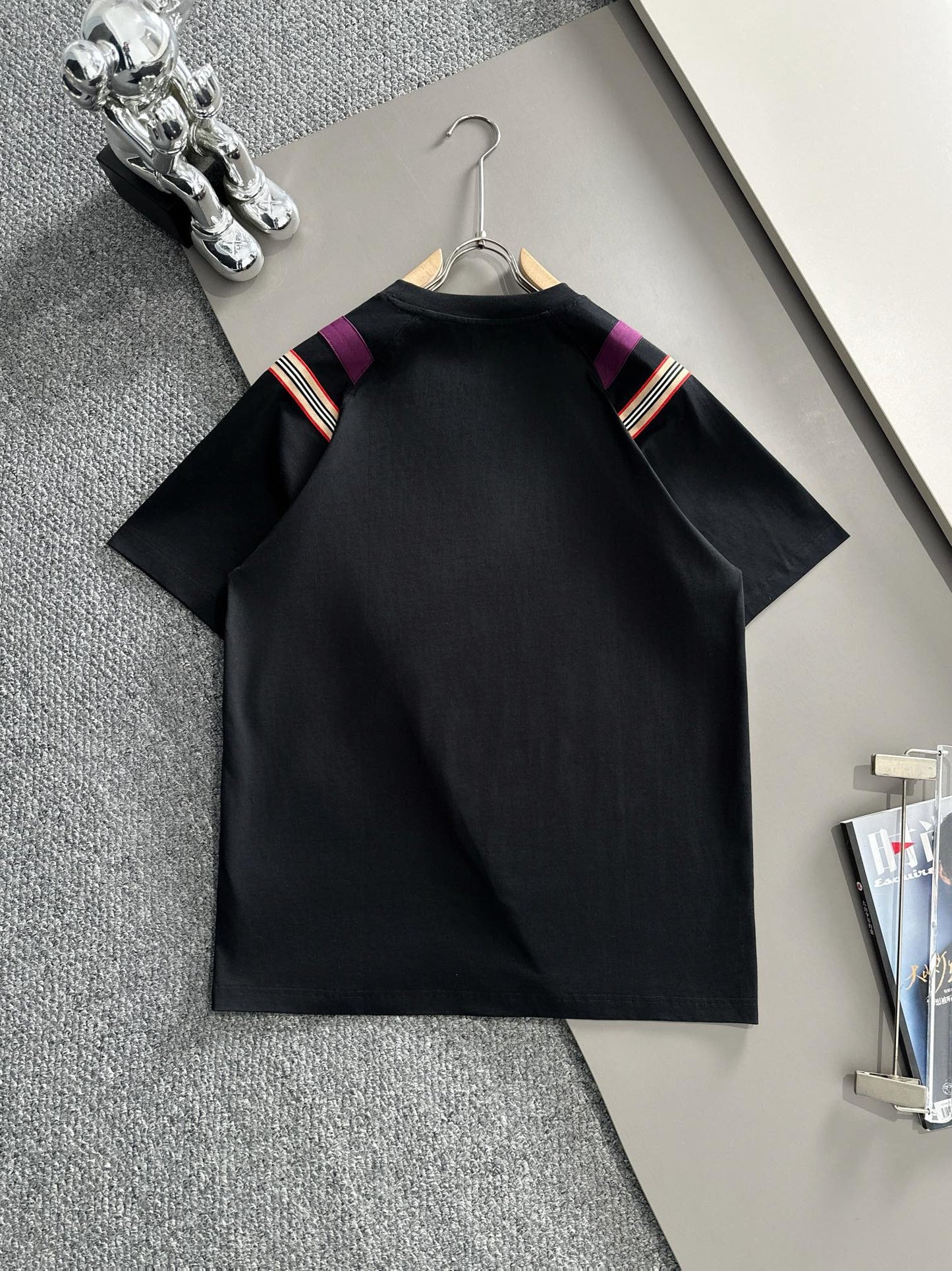250614 New high-quality embroidered patchwork T-shirt