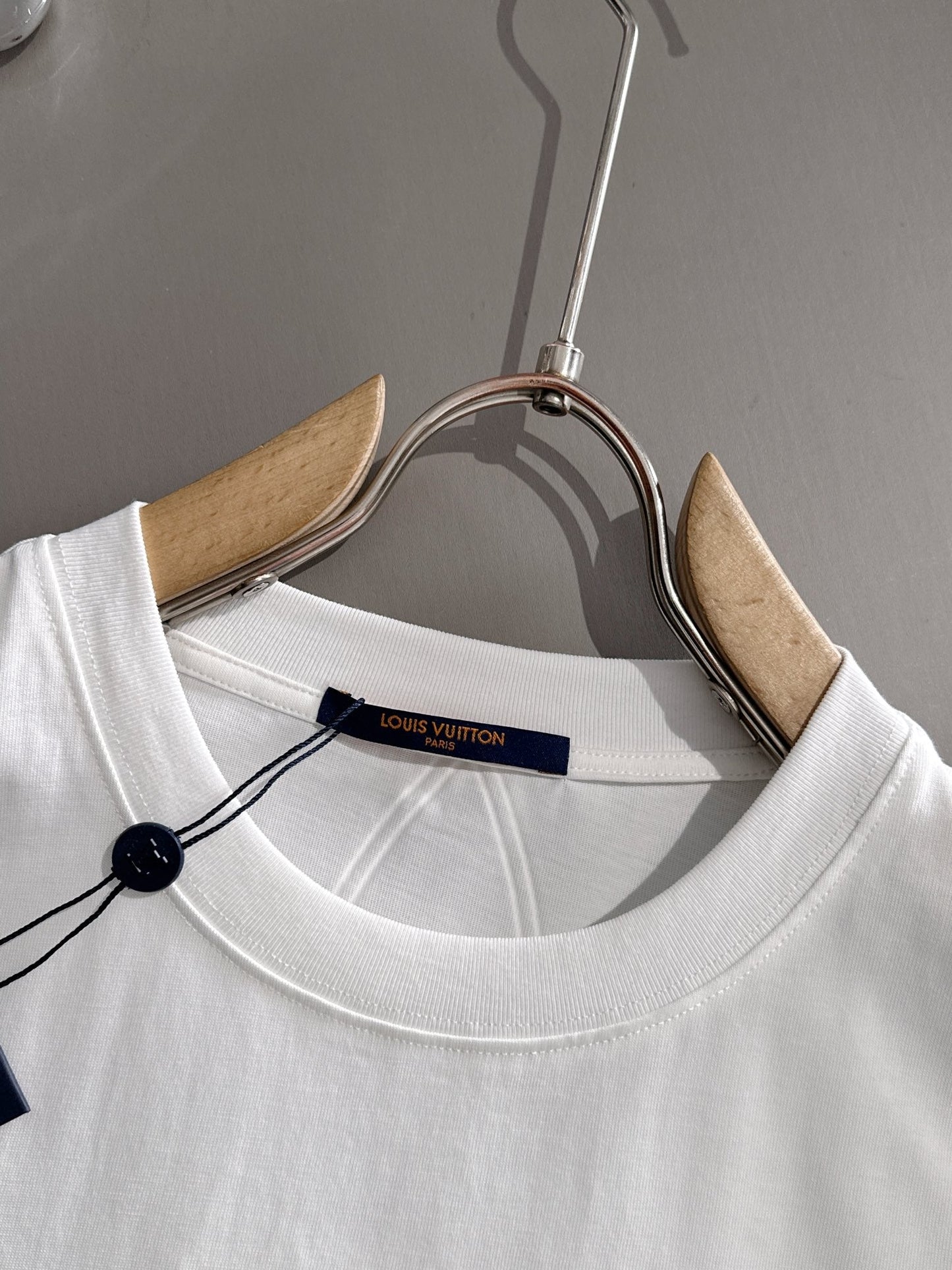 250614 New high-quality embroidered patchwork T-shirt