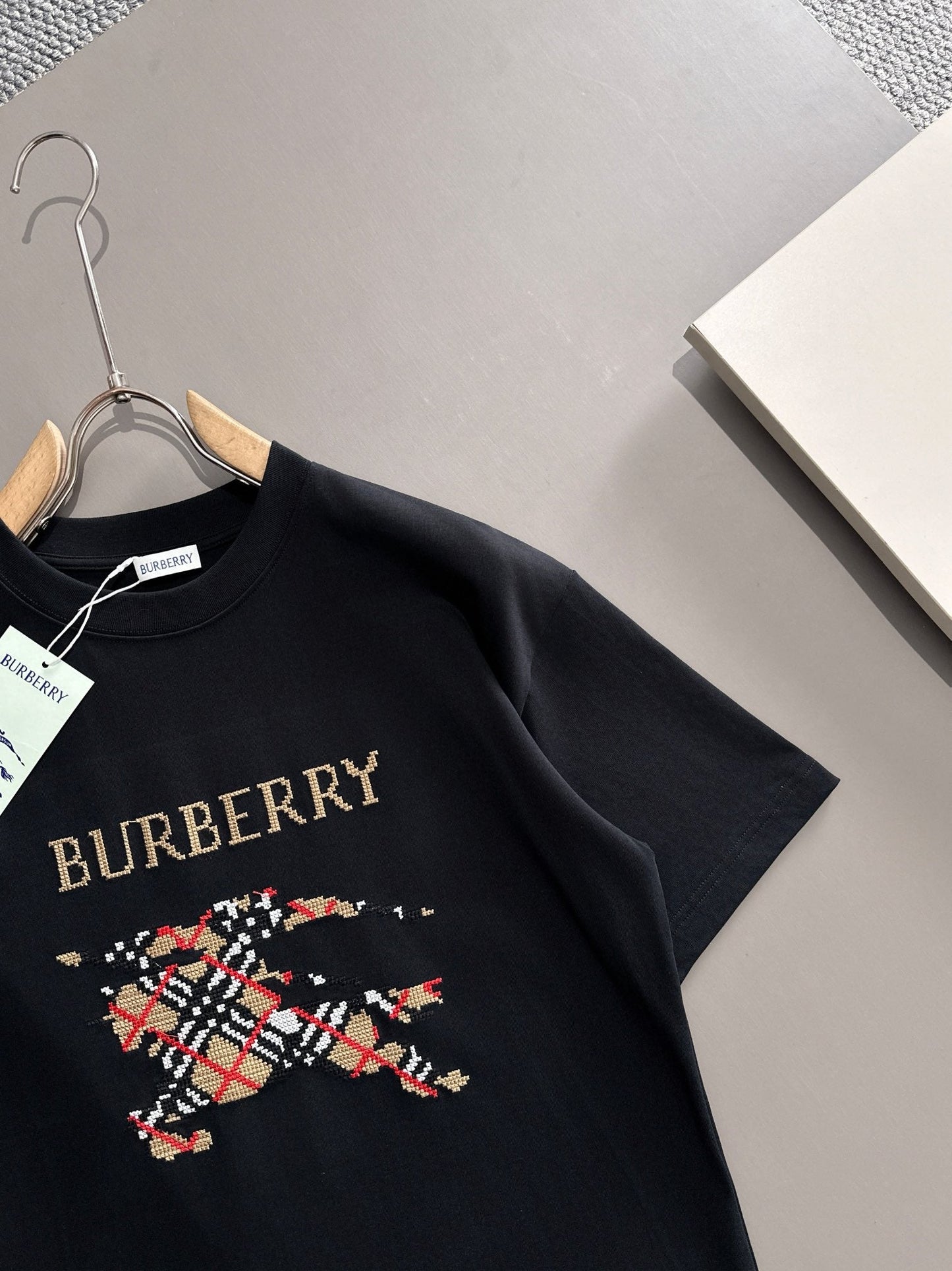 250614 New high-quality T-shirts with unique craftsmanship