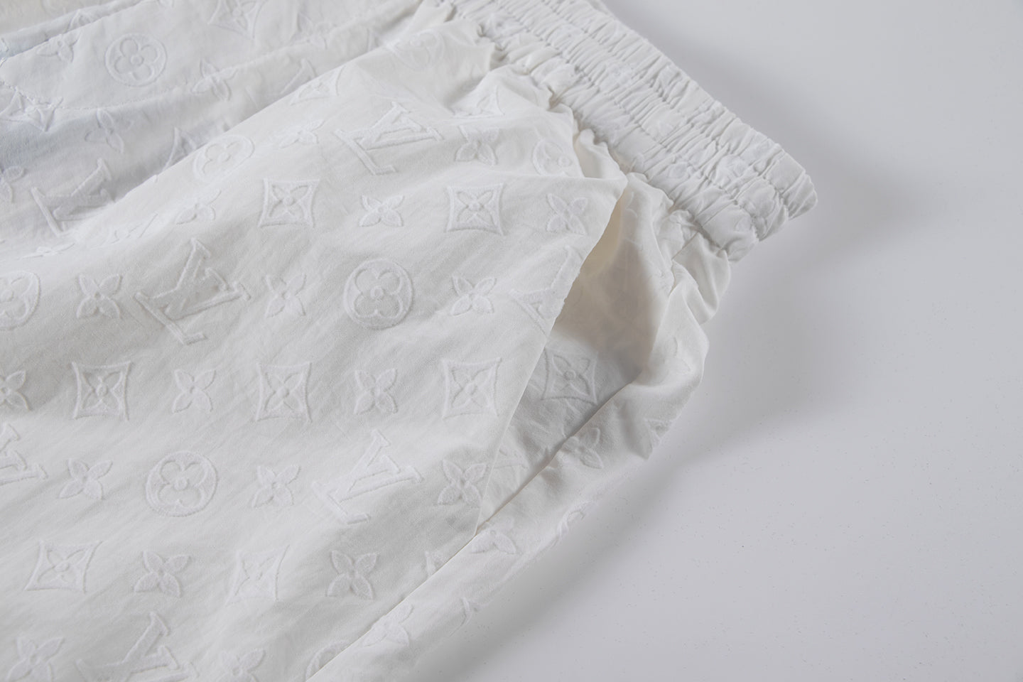 250614 New high-quality flocking pattern shorts