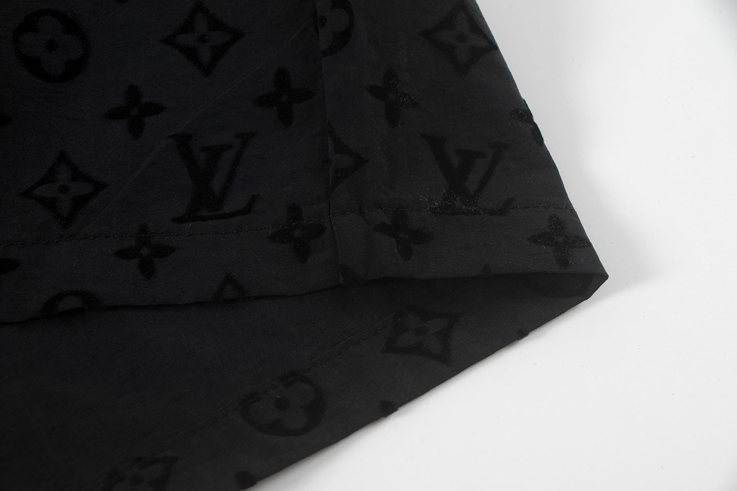 250614 New high-quality flocking pattern shorts