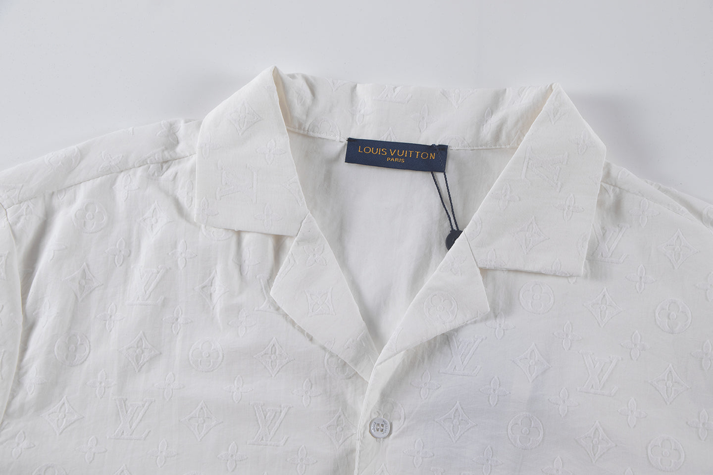 250614 New high-quality flocking patterned shirt