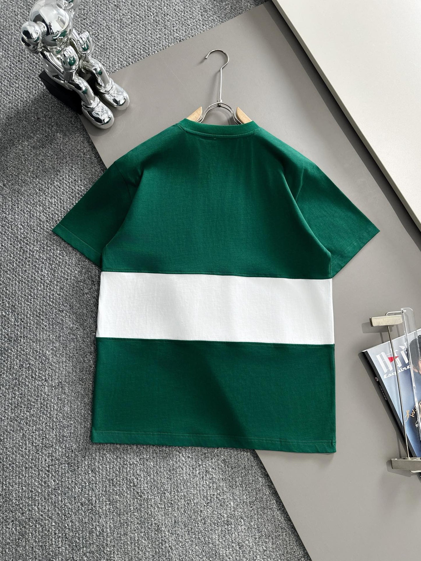 250617 New high-quality black and white color-blocking T-shirt