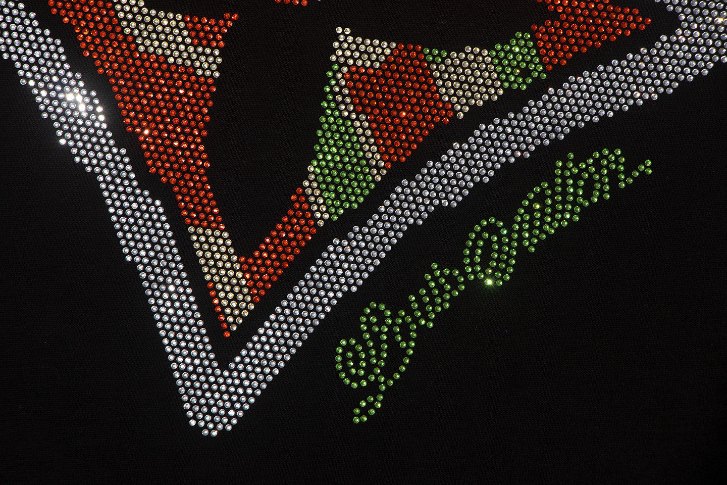250617 New high-quality, distinctive sequined embroidered T-shirt