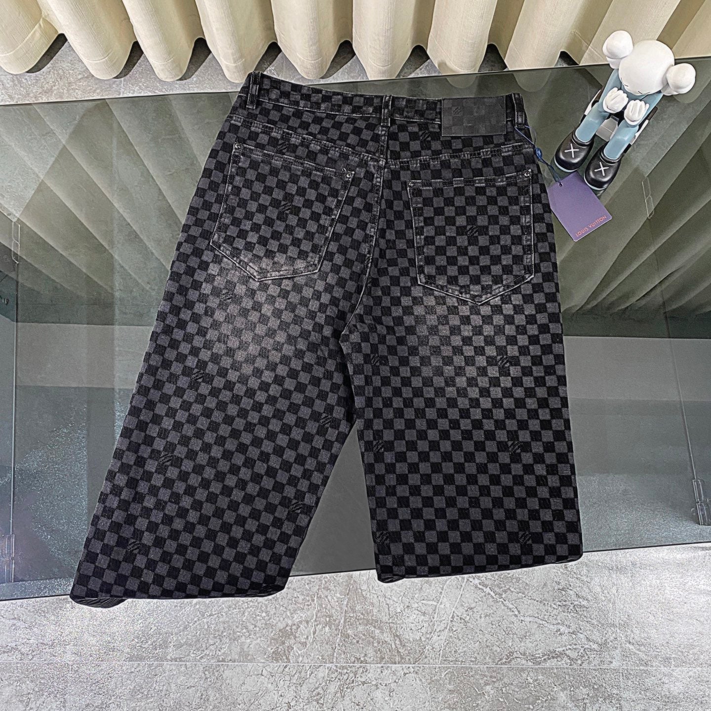 250617 New high-quality checkered jeans