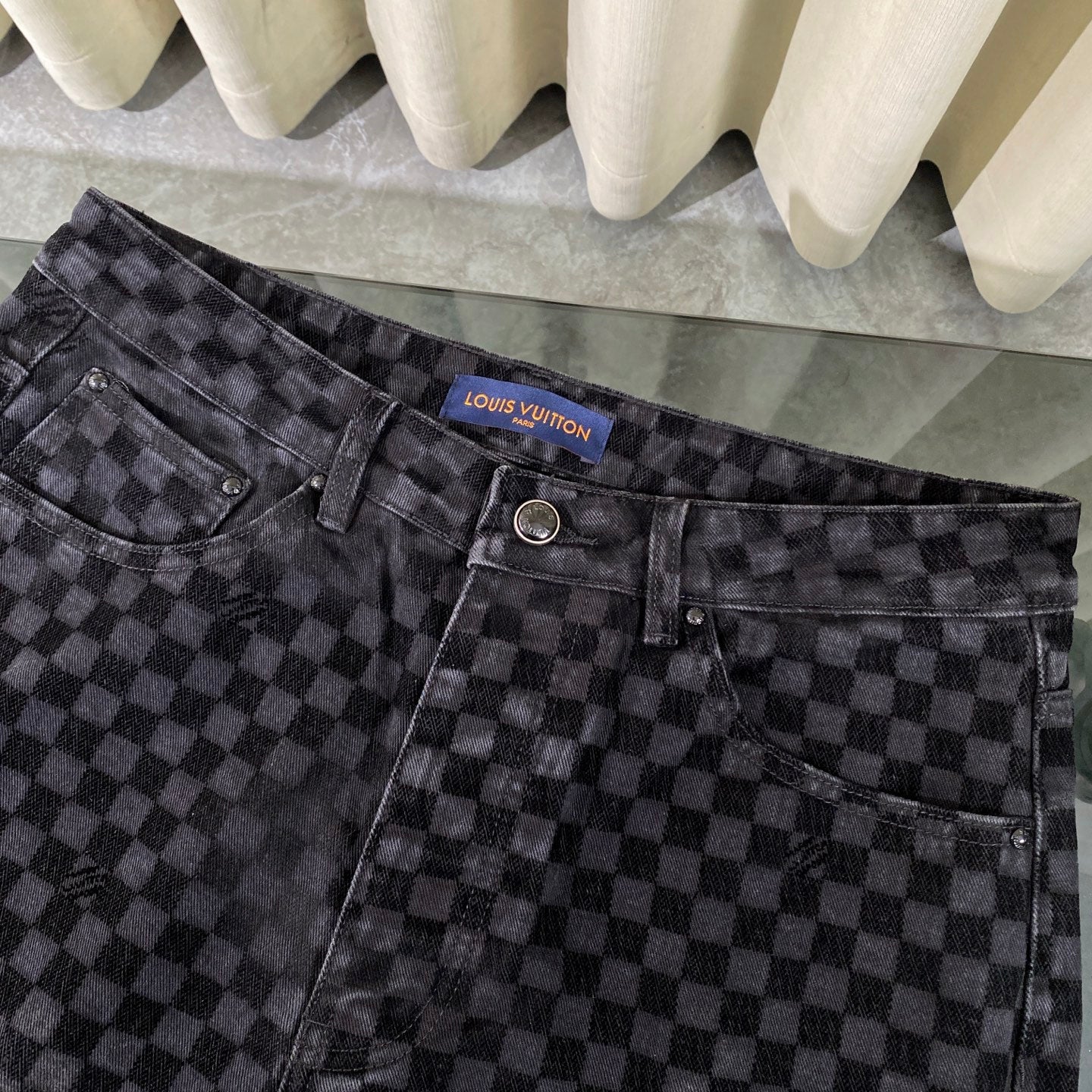 250617 New high-quality checkered jeans