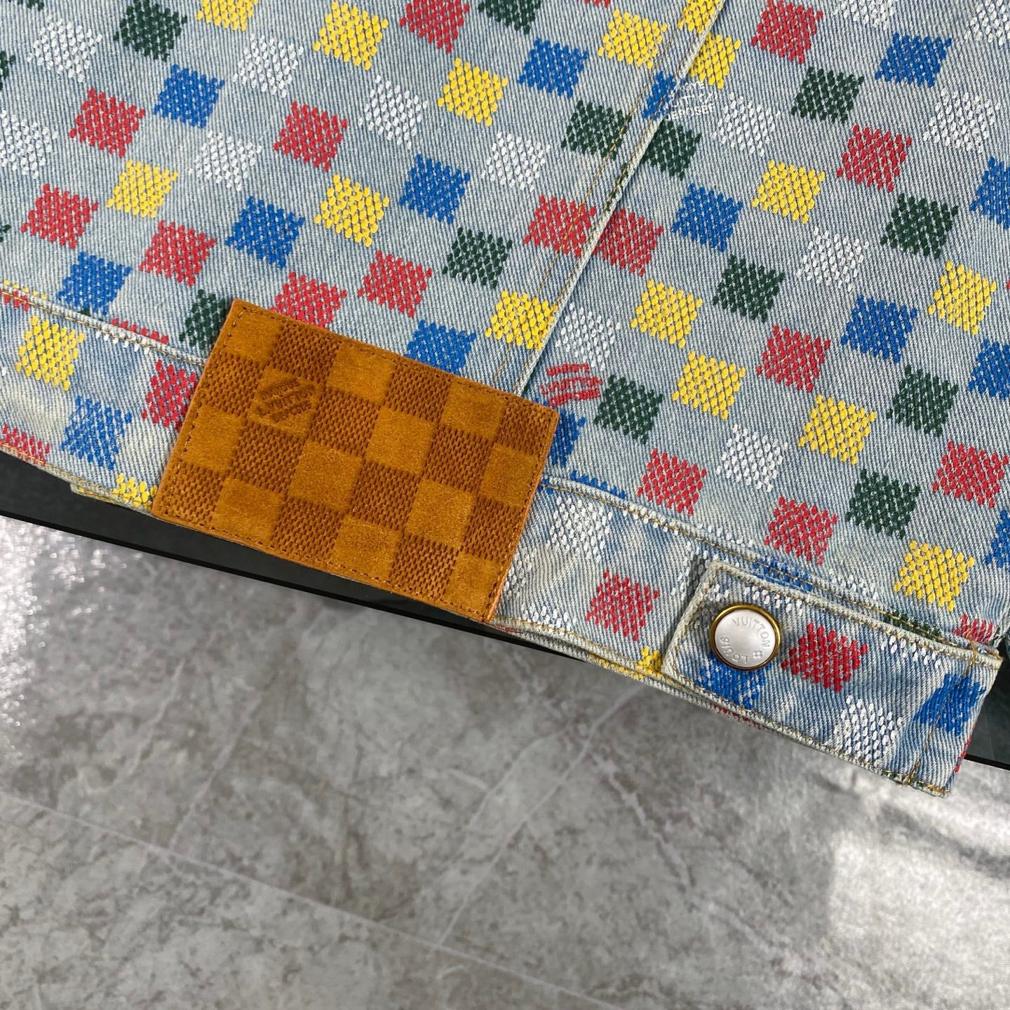 250617 New high-quality dopamine-colored pixel checkered jacket