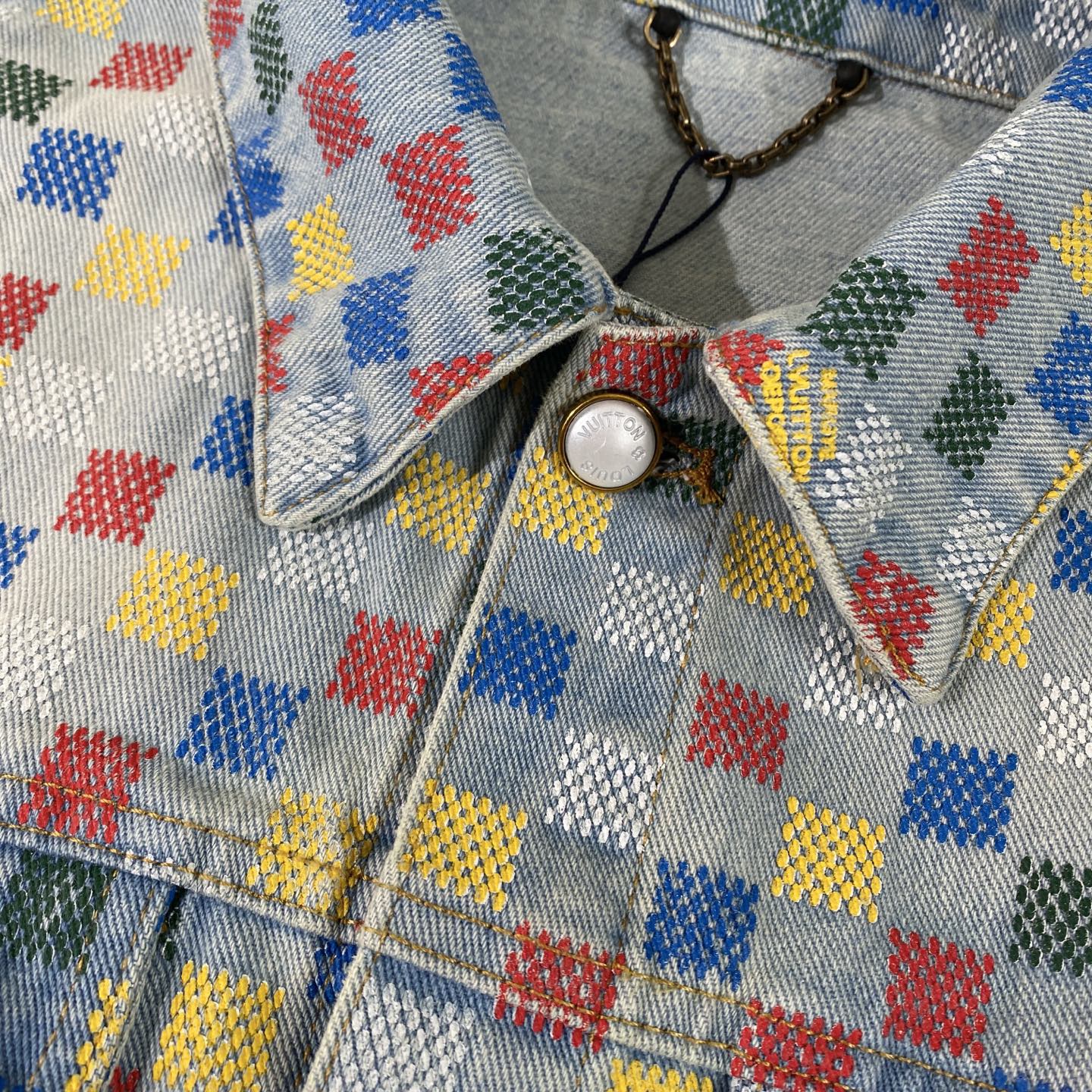 250617 New high-quality dopamine-colored pixel checkered jacket
