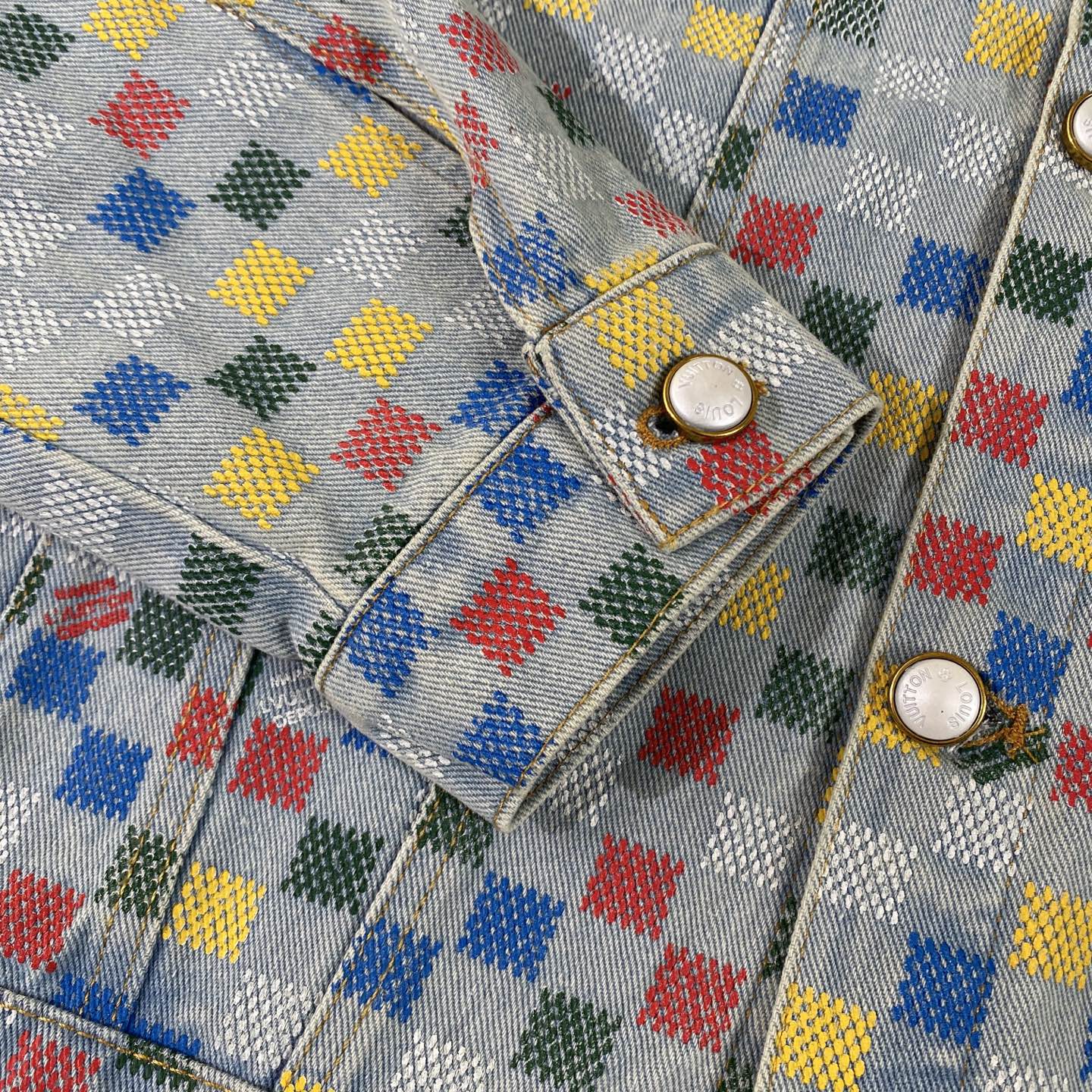 250617 New high-quality dopamine-colored pixel checkered jacket