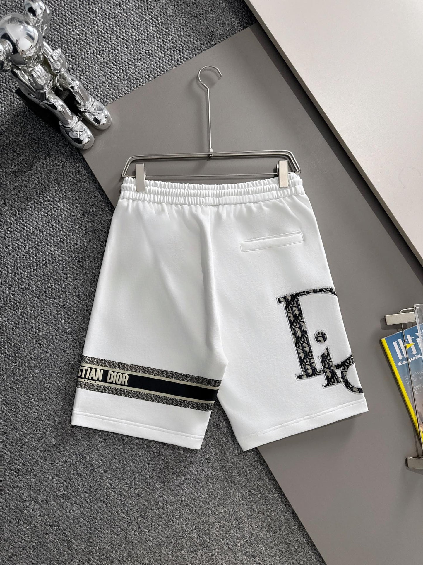 250617 New high-quality washed embroidered knitted shorts