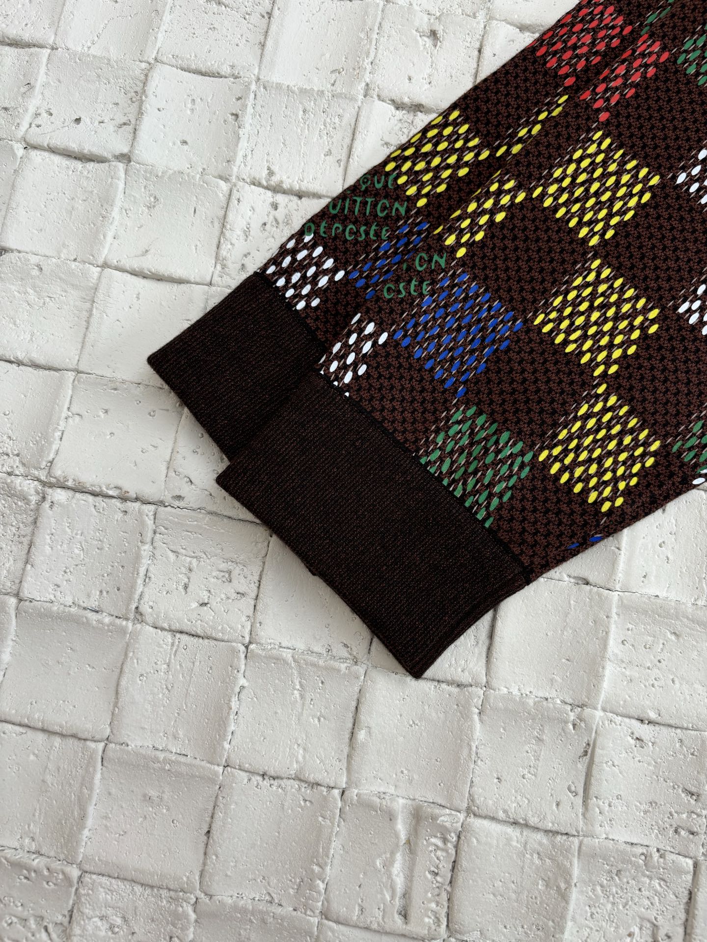 250624 A new high-quality colored checkered embossed jacquard knitted suit jacket