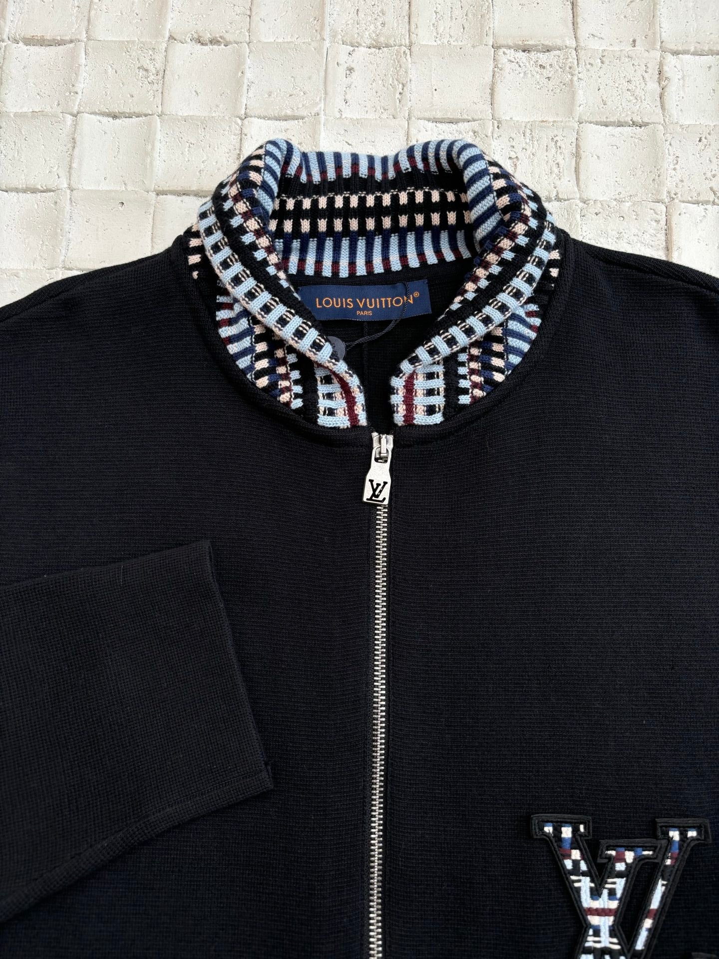 250624 A new high-quality checkered collar knitted pilot jacket