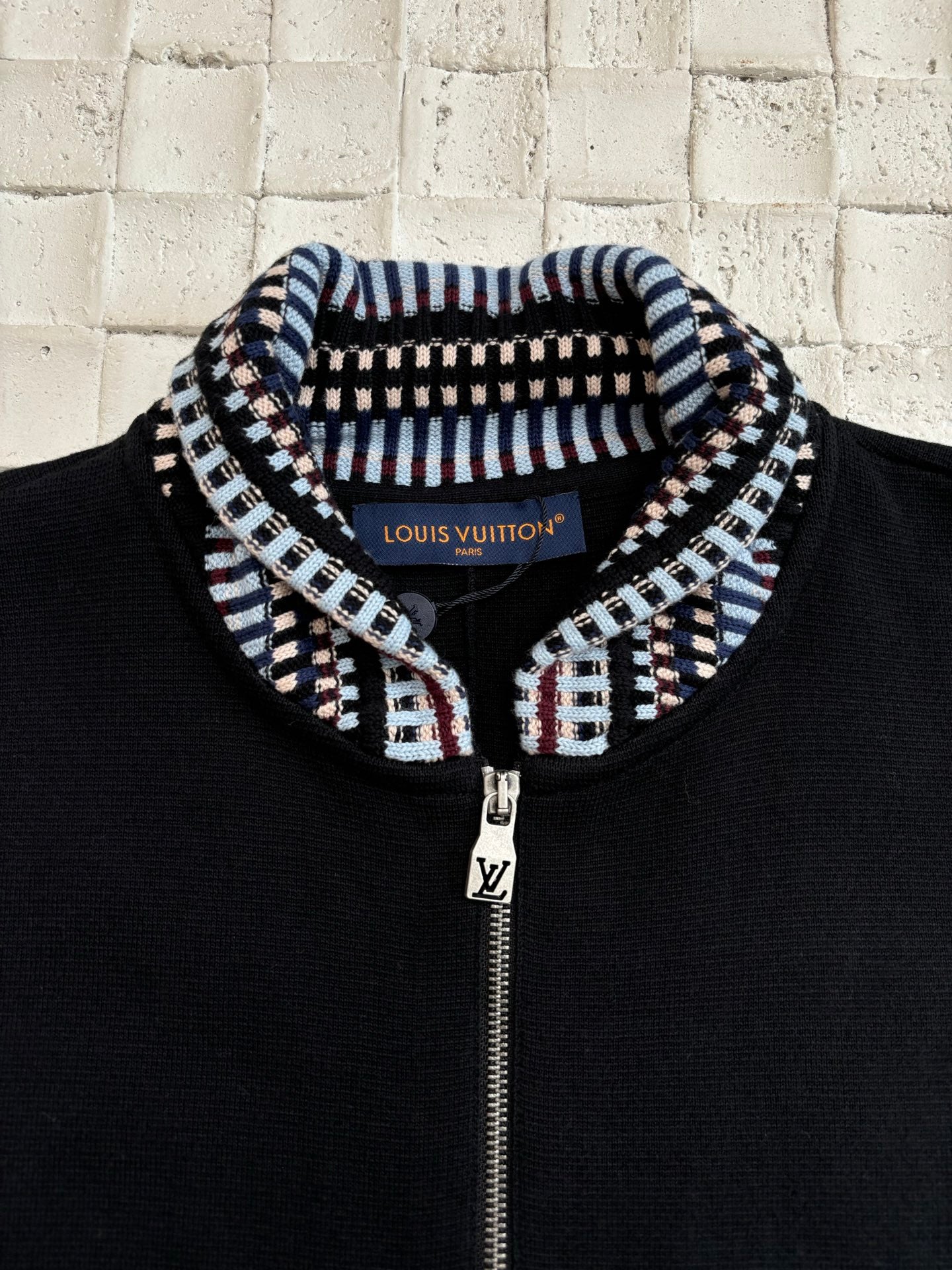 250624 A new high-quality checkered collar knitted pilot jacket