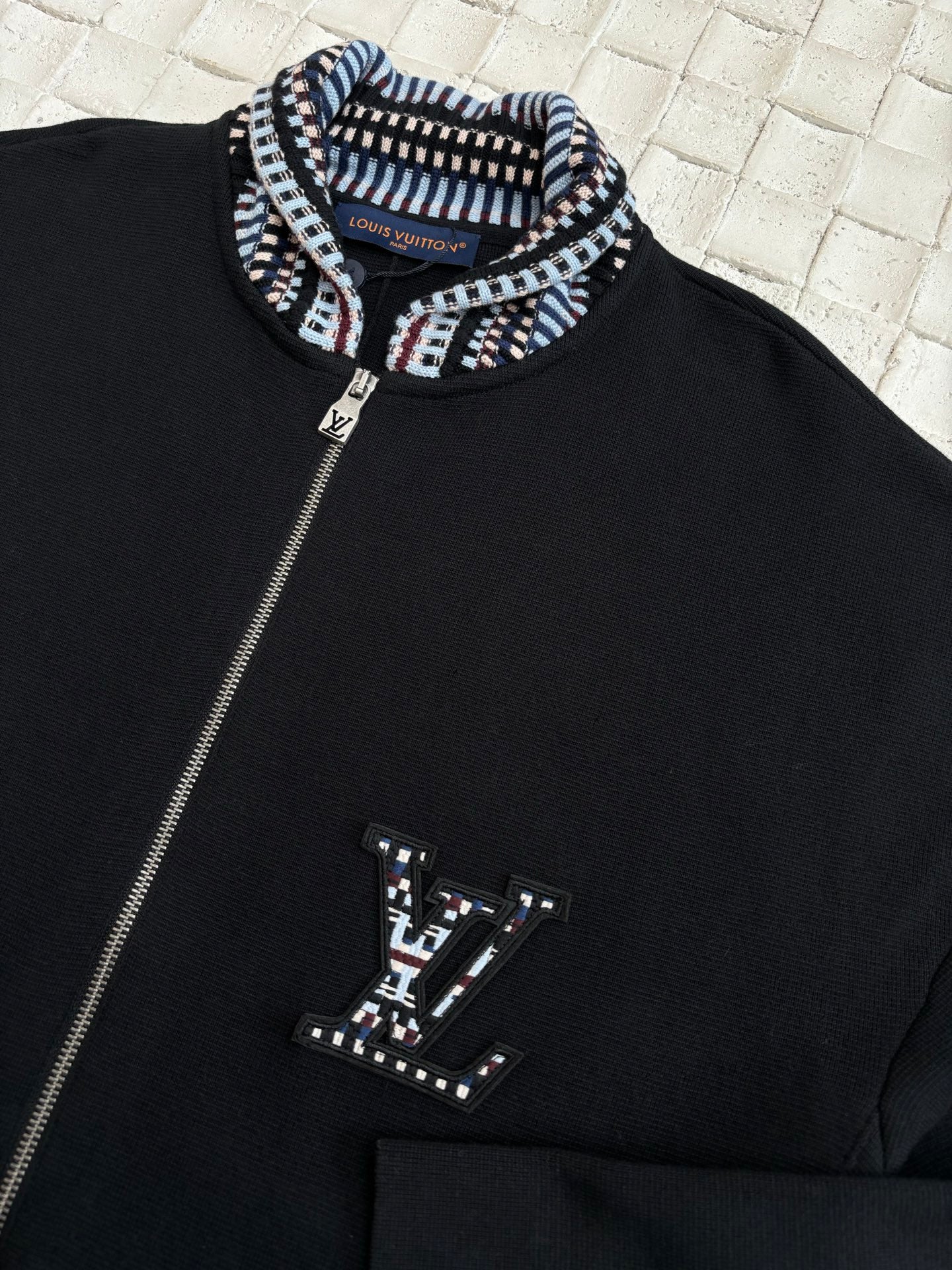 250624 A new high-quality checkered collar knitted pilot jacket