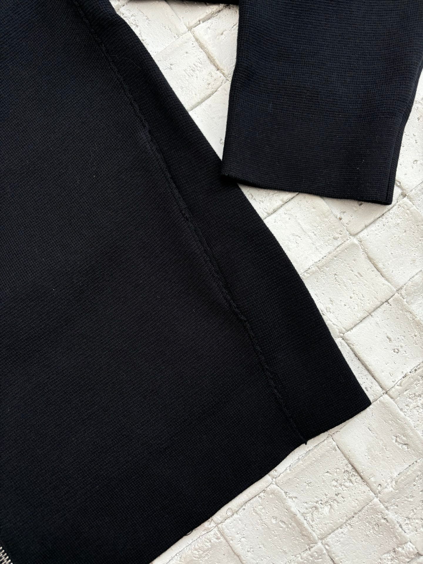 250624 A new high-quality checkered collar knitted pilot jacket