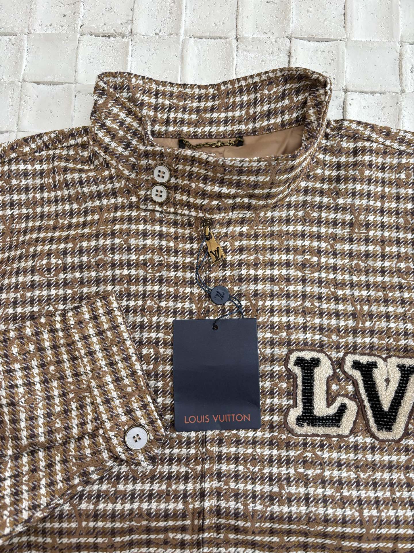 250624 New high-quality checkered beaded embroidered baseball jacket