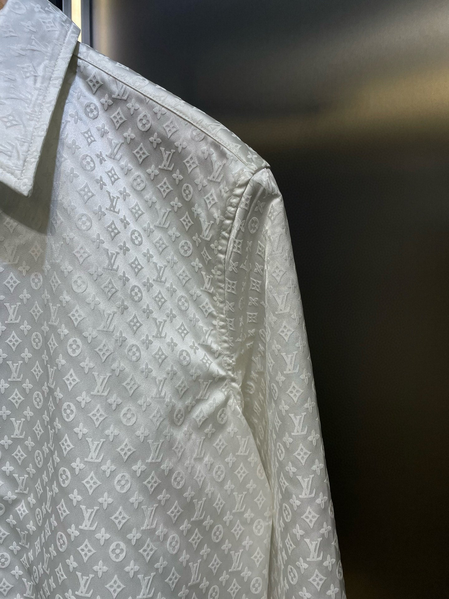 250722 New high-quality full-printed jacquard pointed-neck fitted casual long-sleeved