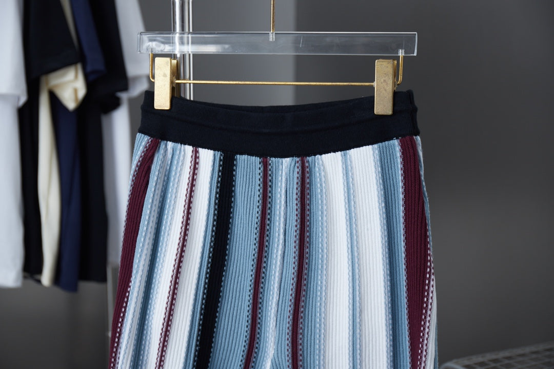 250722 New high-quality vertical crochet striped shorts