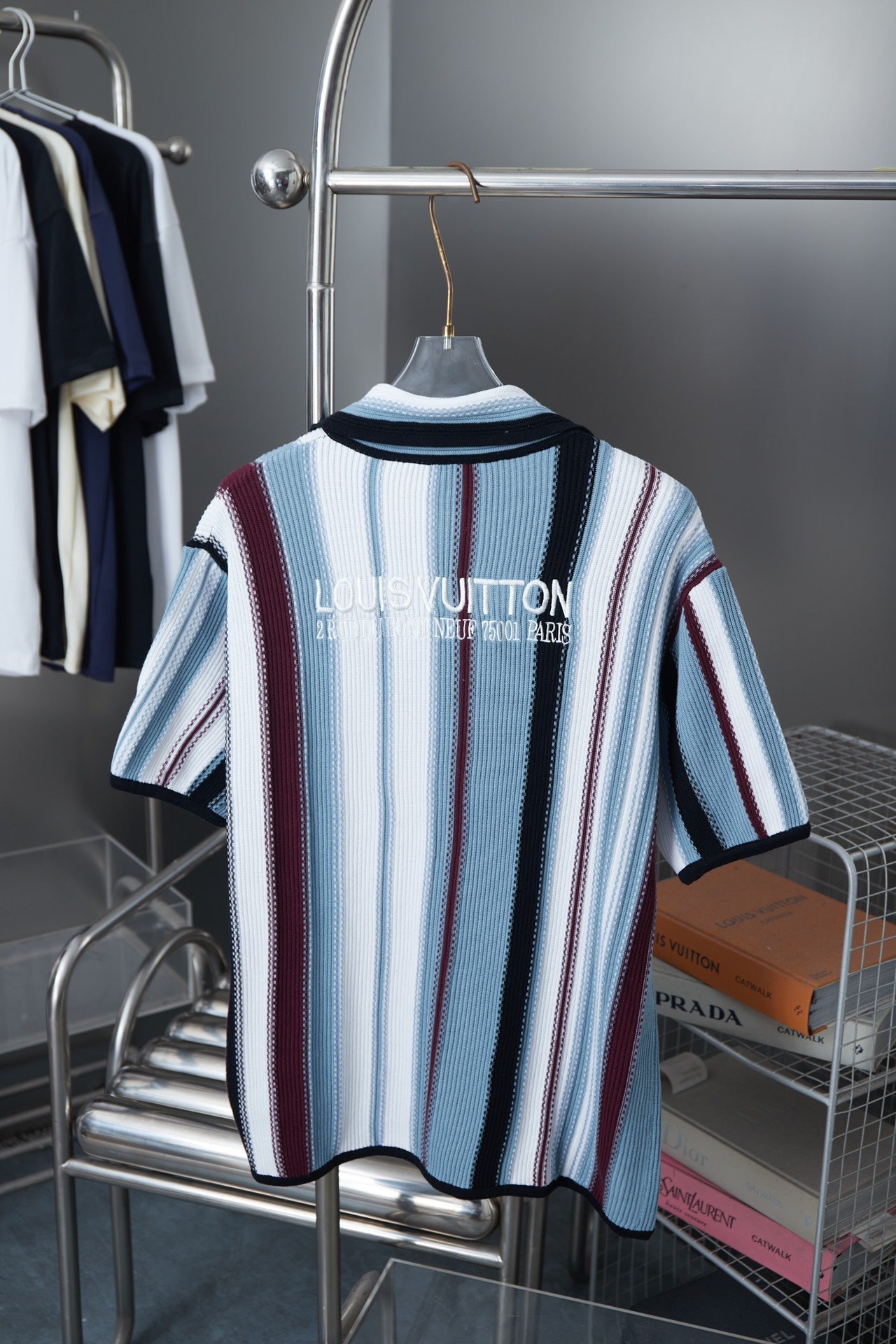 250722 New high-quality vertical crochet striped short-sleeved shirt