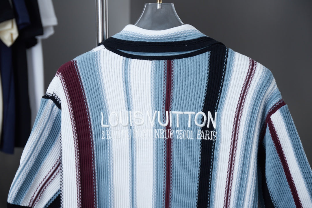 250722 New high-quality vertical crochet striped short-sleeved shirt