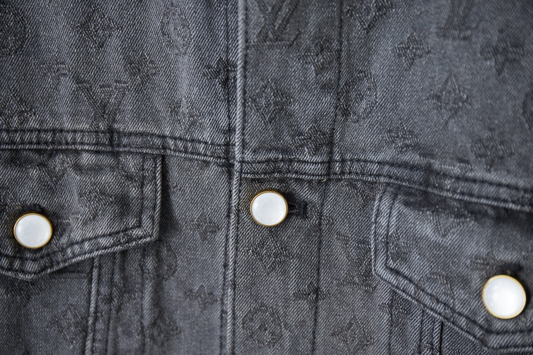 250729 New heavy-duty jacquard spray-painted denim jacket