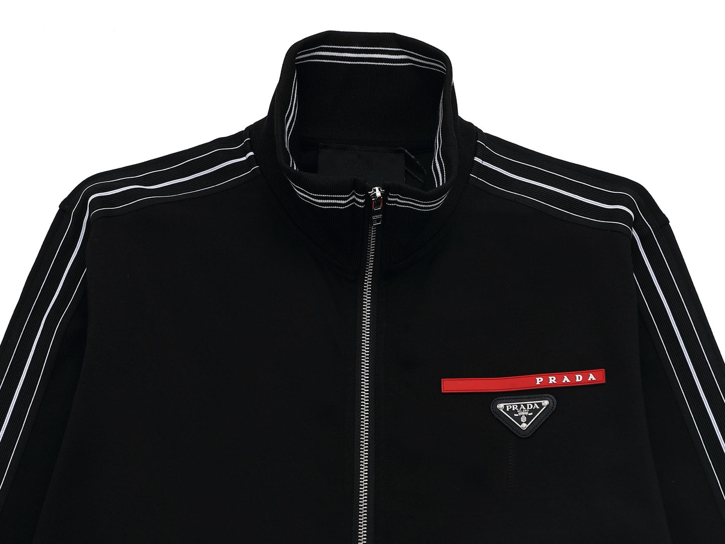 250808 New high-quality zipper pocket triangular label coat jacket