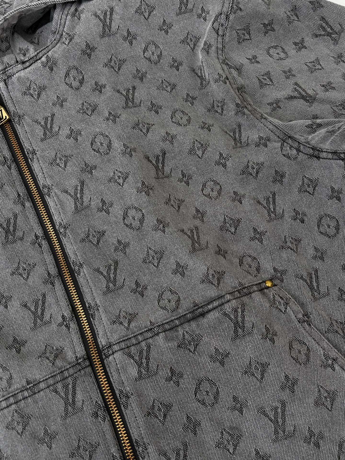 250808 A new high-quality heavy-duty jacquard denim hooded jacket