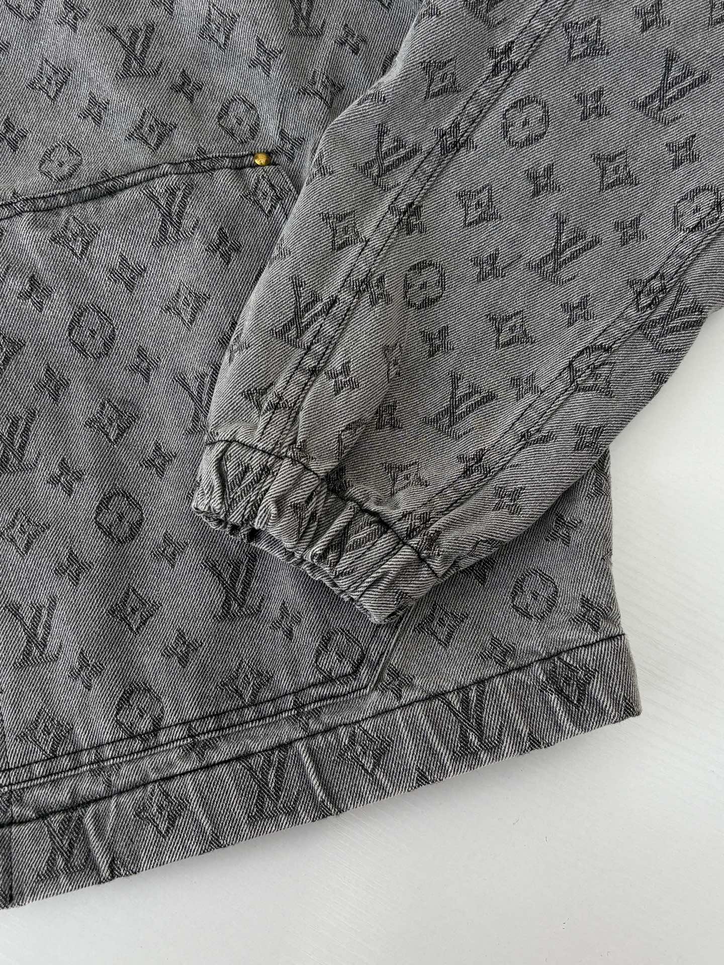 250808 A new high-quality heavy-duty jacquard denim hooded jacket