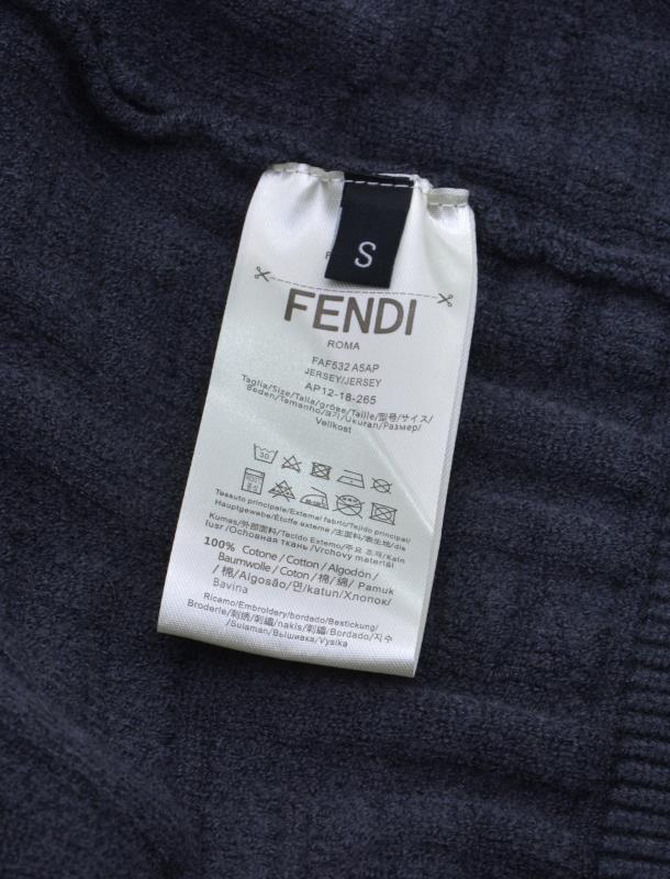 250808 A new high-quality jacquard stand-up collar sweater with distinct concave and convex patterns