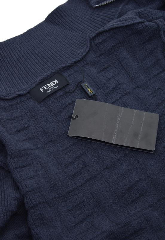 250808 A new high-quality jacquard stand-up collar sweater with distinct concave and convex patterns