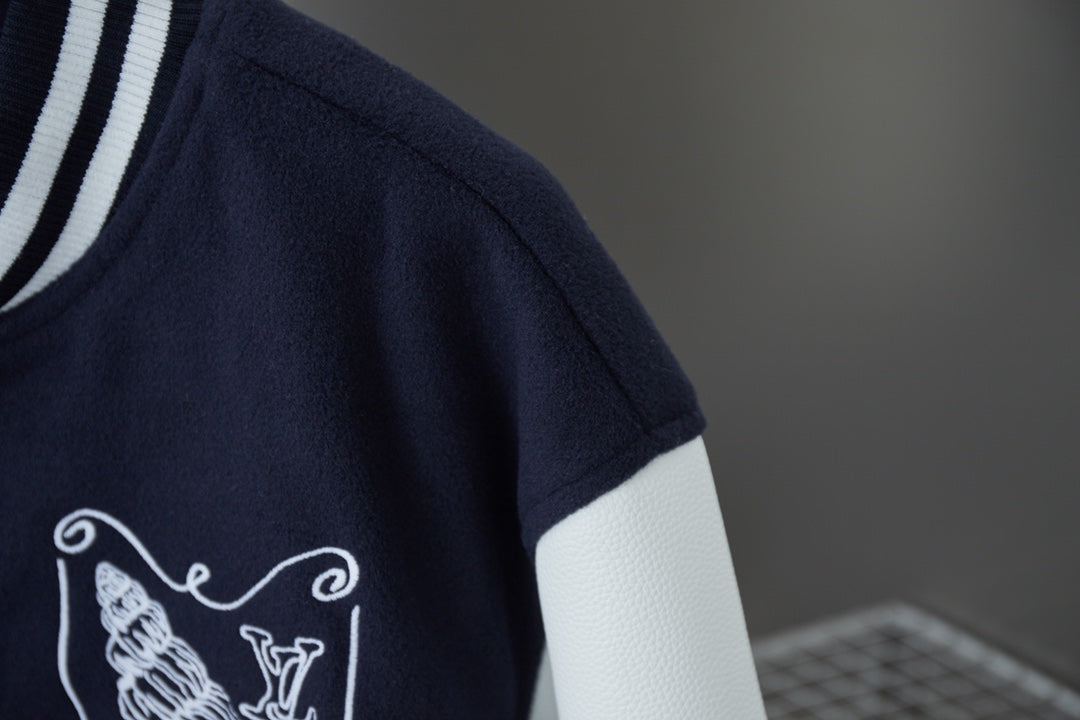 250808 New high-quality tweed and conch embroidery patchwork sleeve baseball jacket