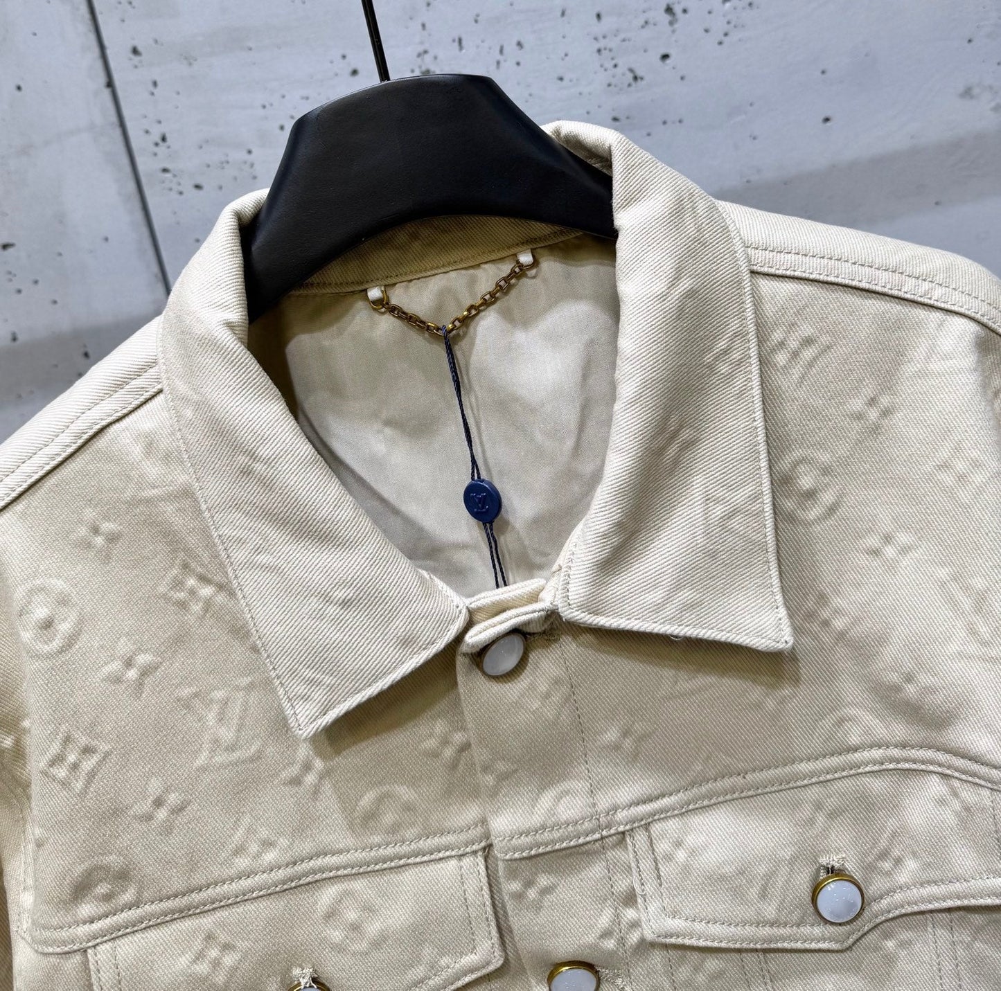 250808 The new high-quality no-iron denim set features a high version with heavy craftsmanship and full embossed embossed letters