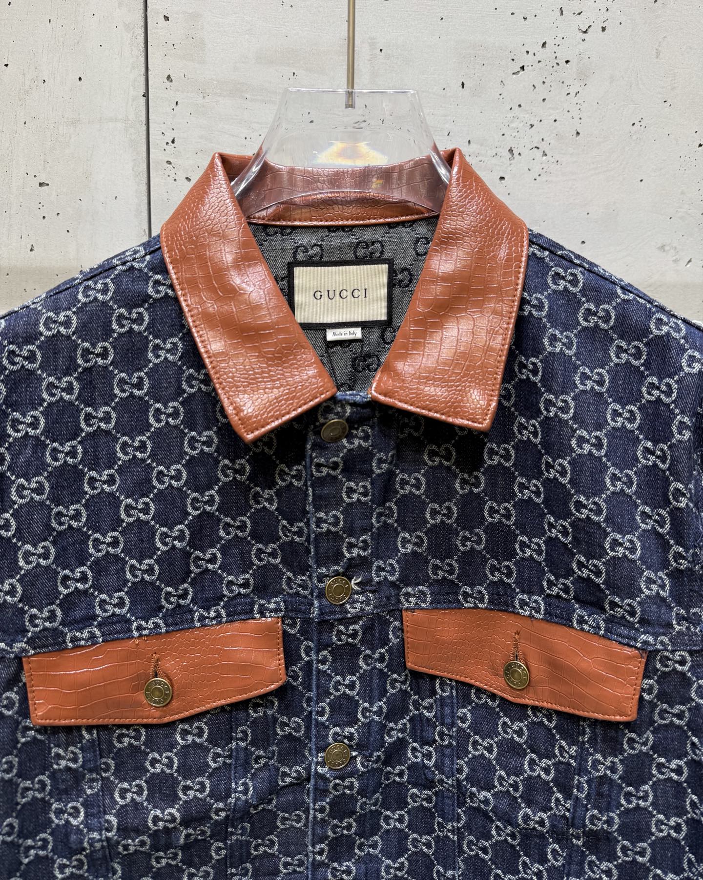 250808 A new high-quality washed denim jacket printed with jacquard letters