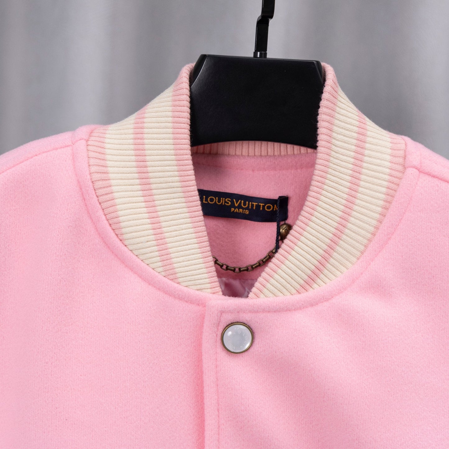250808 A new high-quality, minimalist design baseball jacket