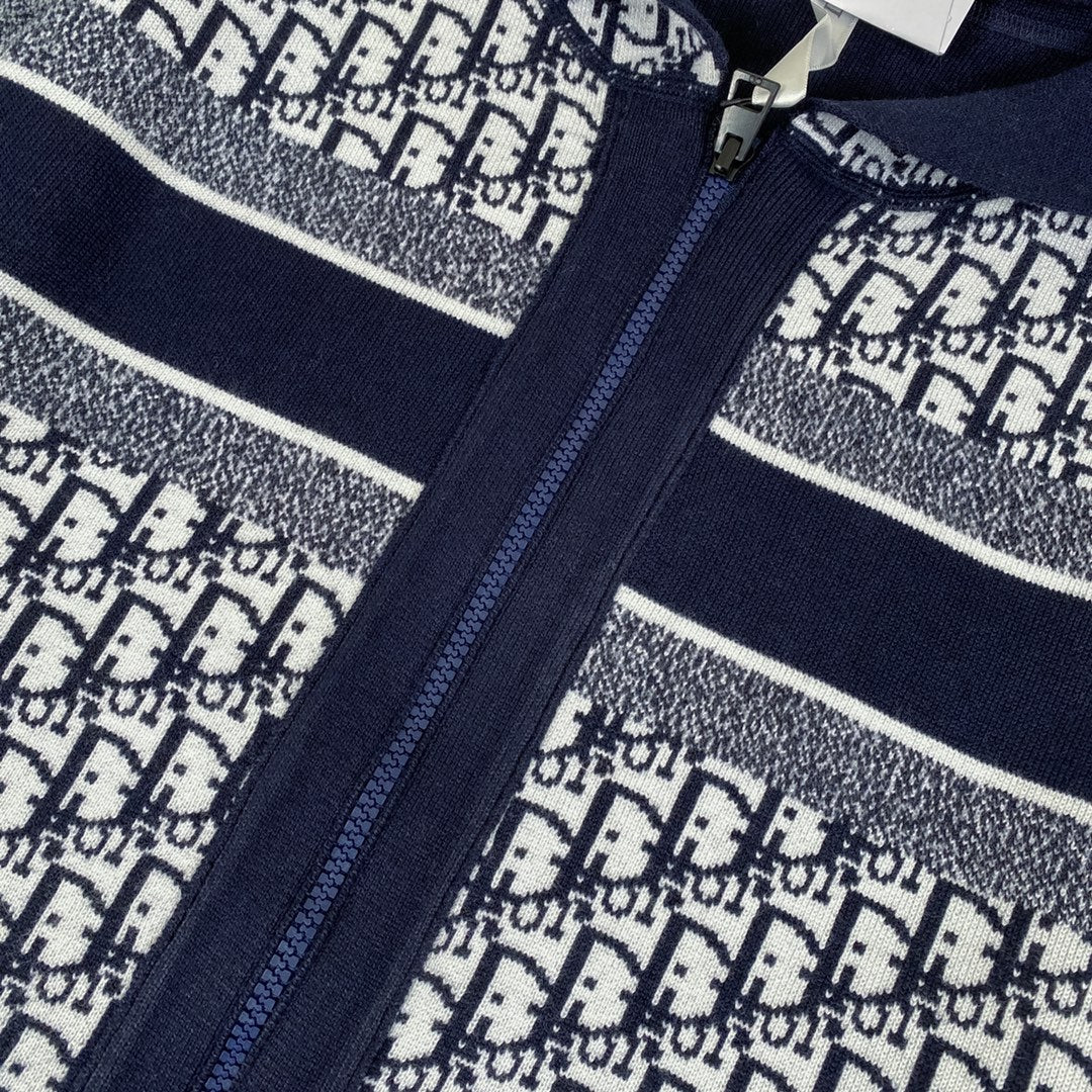 250808 A new high-quality full-printed double-sided jacquard zipper cardigan