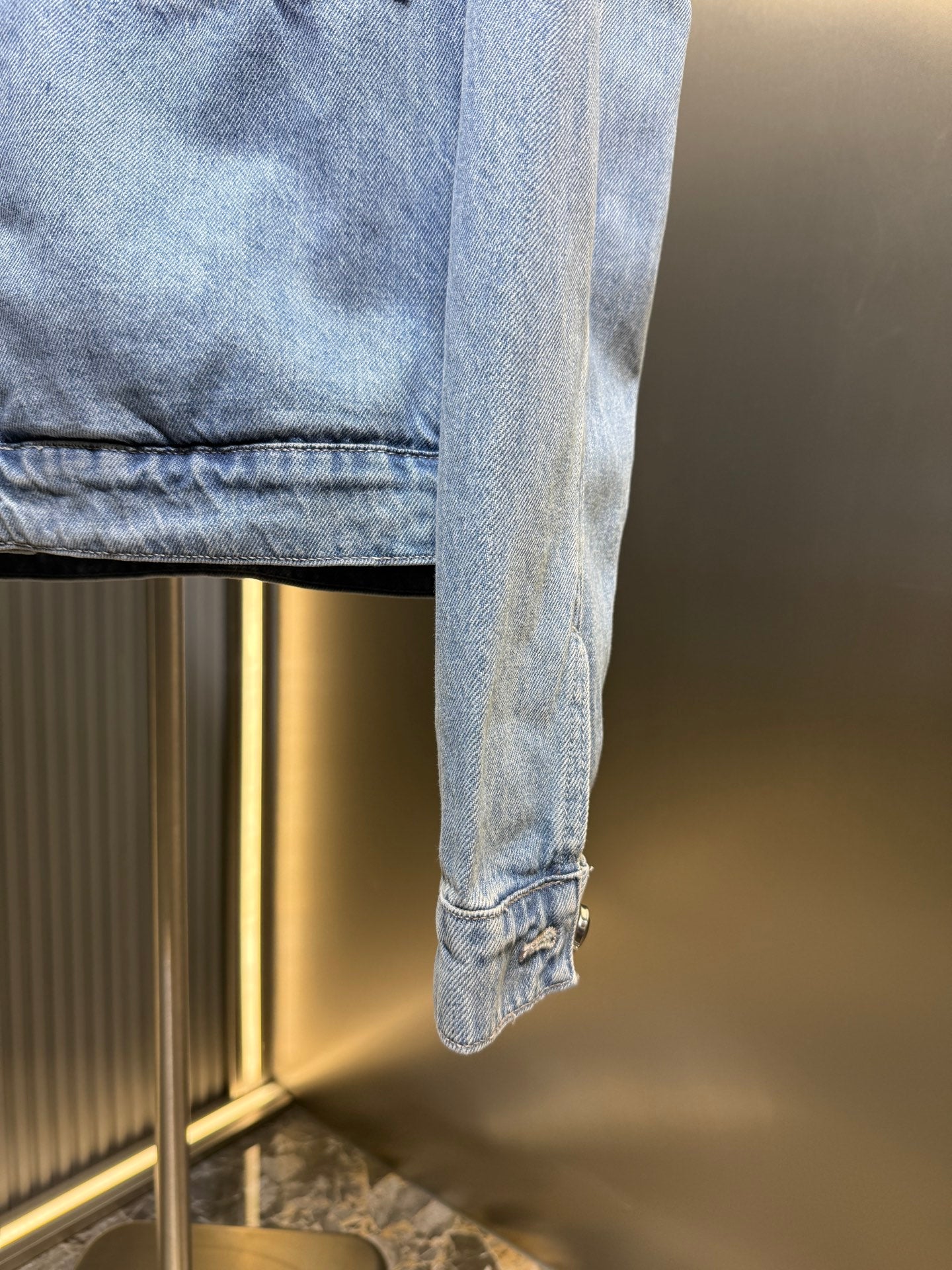 250808 New high-quality washed ripped denim jacket