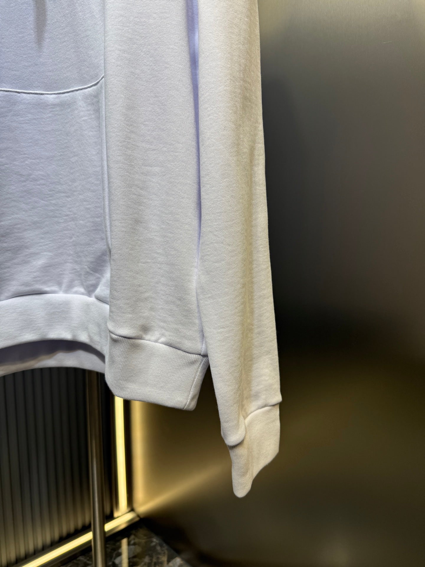 250813 A new high-quality, simple hooded sweatshirt