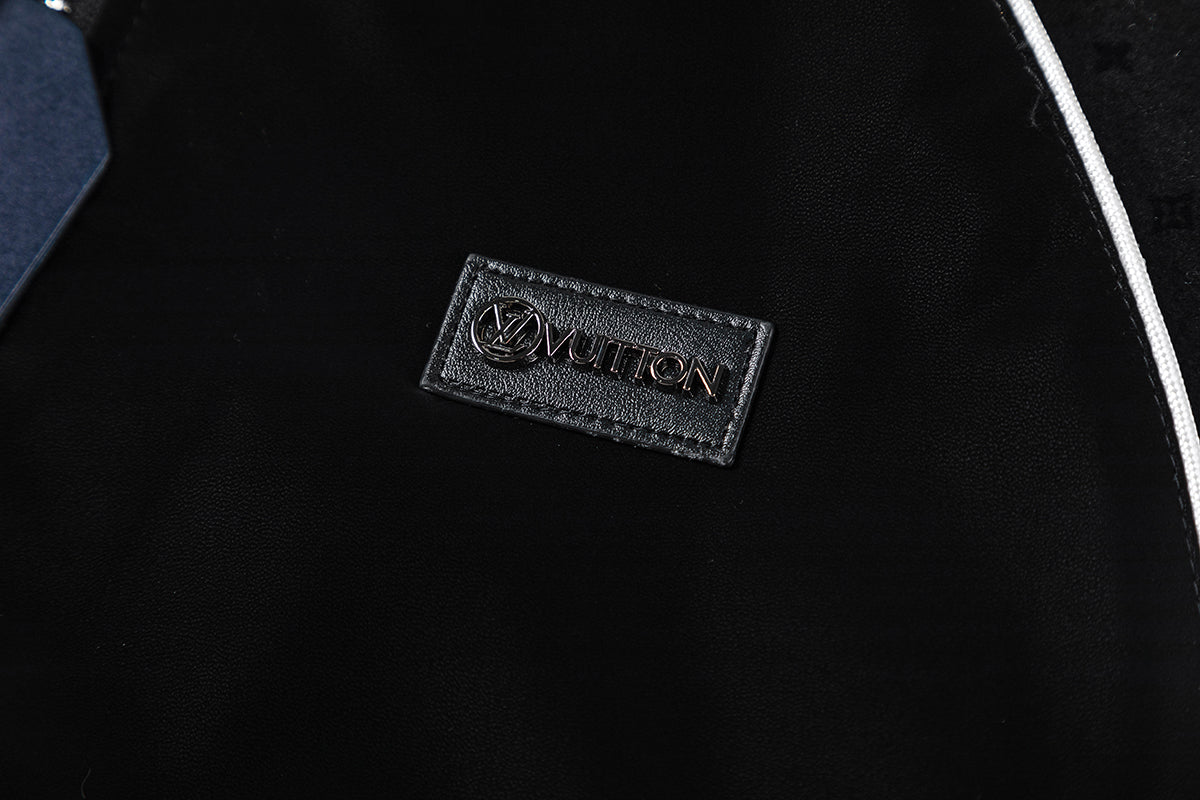 250813 A new high-quality black full-print jacket