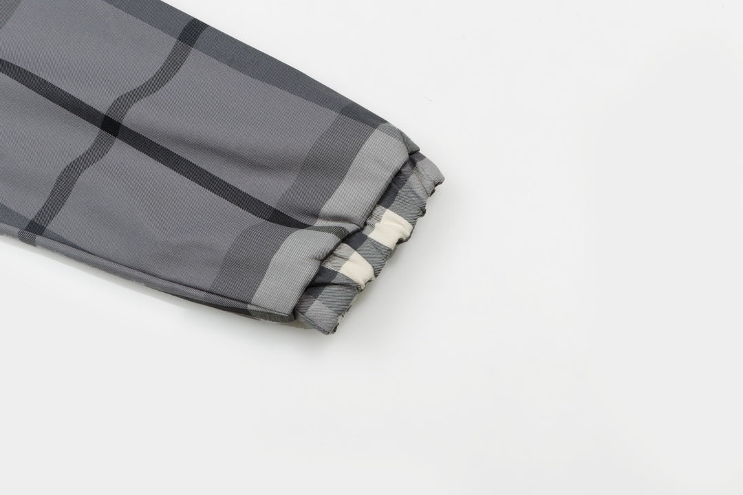 250813 A new high-quality double-sided hooded jacket