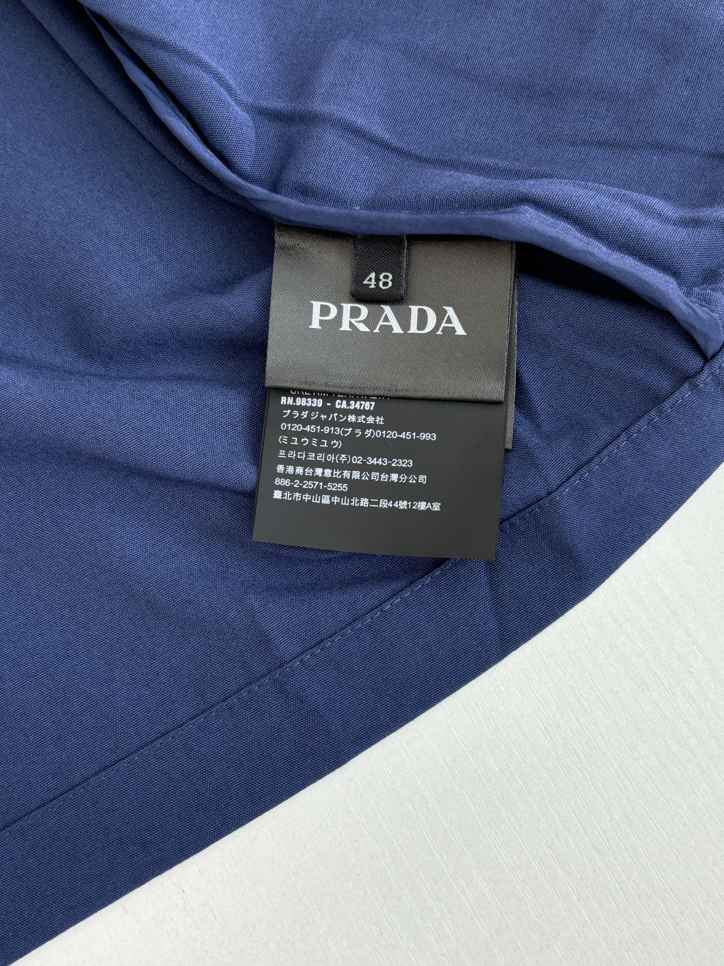 250917 A new high-quality color-blocking printed logo jacket