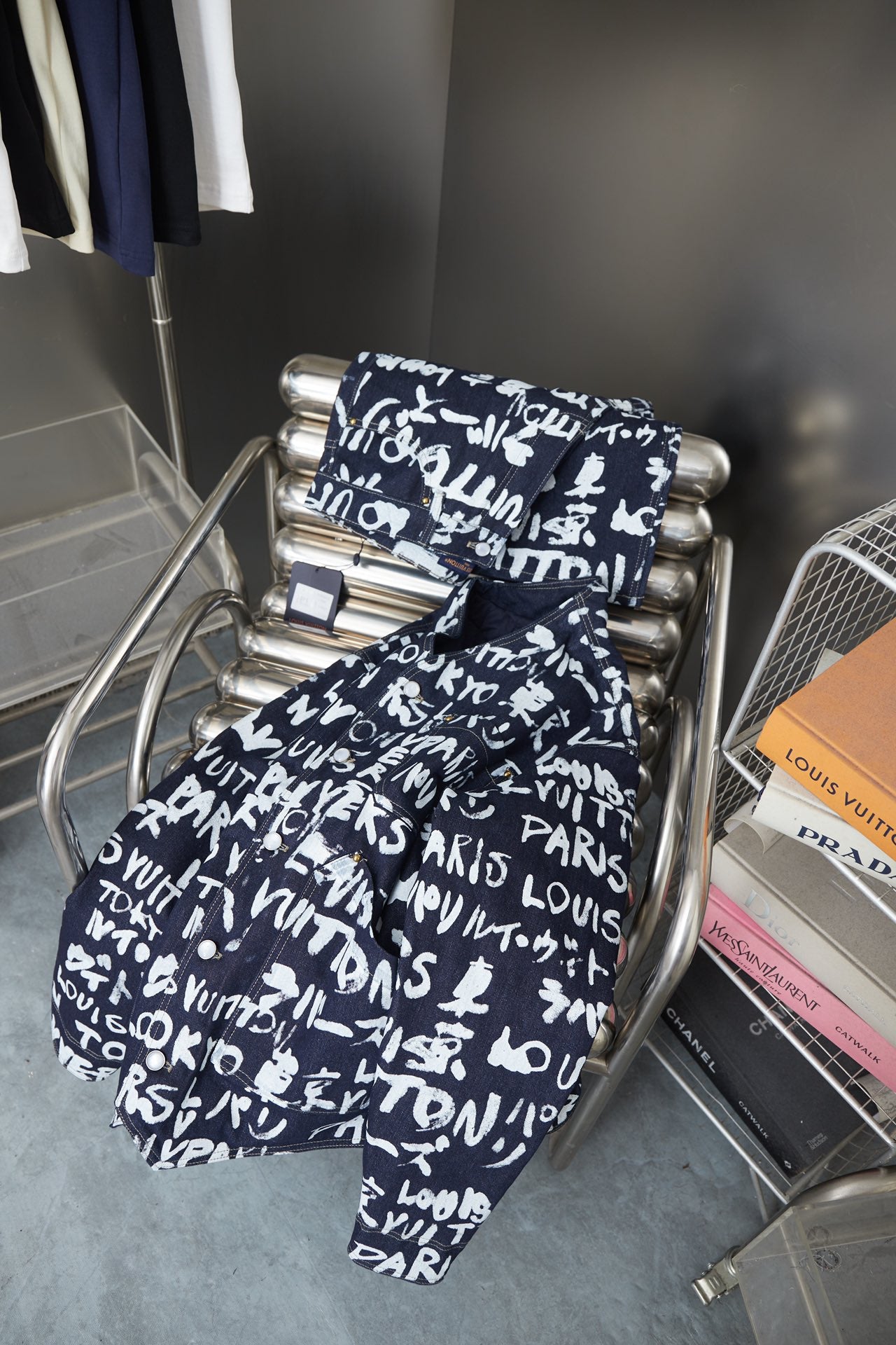 250923 New high-quality graffiti suit denim jacket