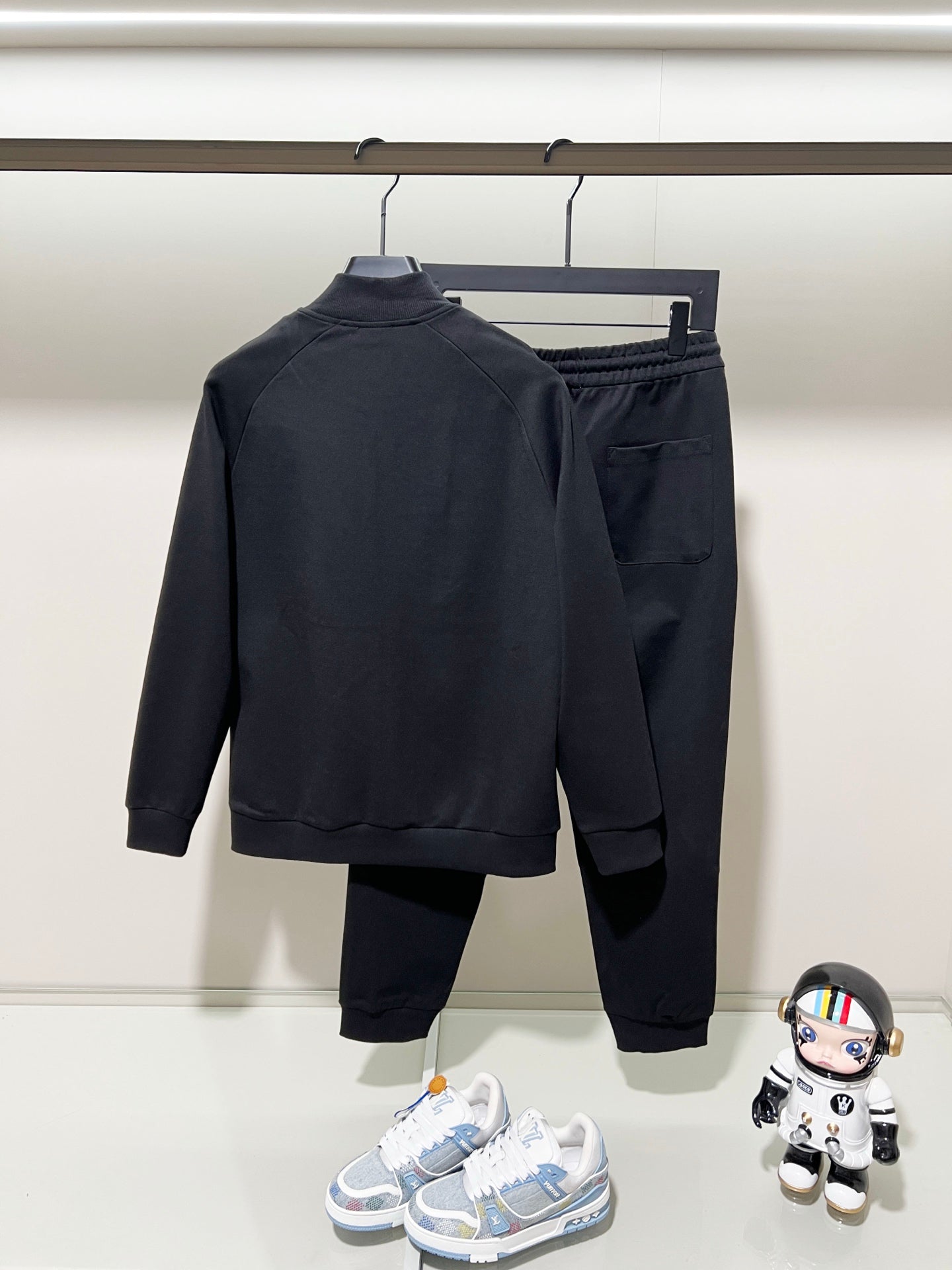 250923 New high-quality dark-patterned jacquard red and blue webbing patchwork sportswear pants