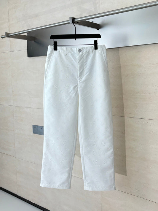 250923 New high-quality straight-leg embossed suit trousers
