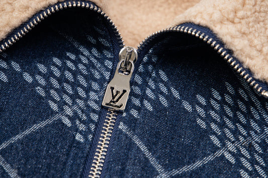 251014 A new high-quality thick lambskin denim jacket