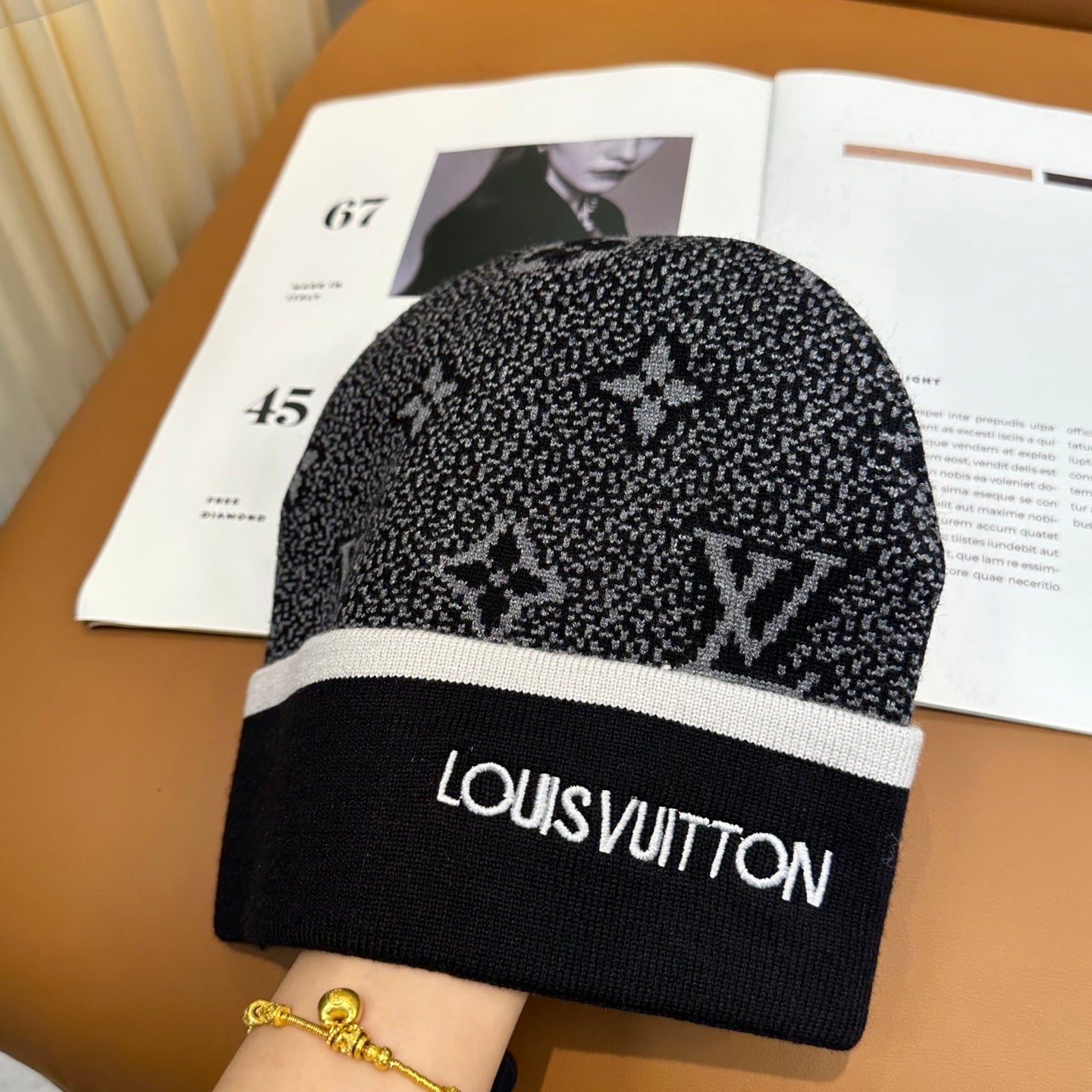 251028 New daily wear matching warm knitted hat