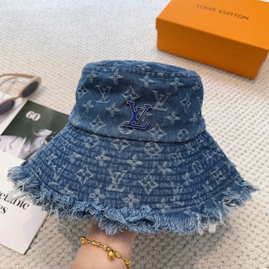 251028 New style for daily wear, paired with a fisherman hat