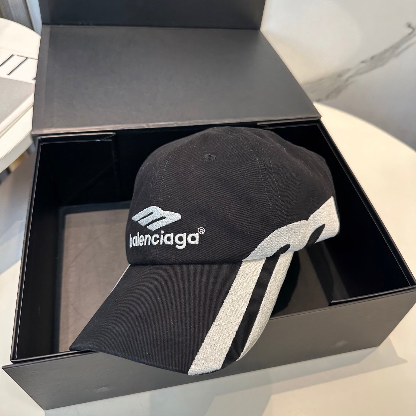 251028 New essential baseball cap for daily outfits