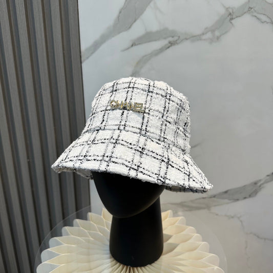 251028 New daily wear outfit featuring a fully printed fisherman hat
