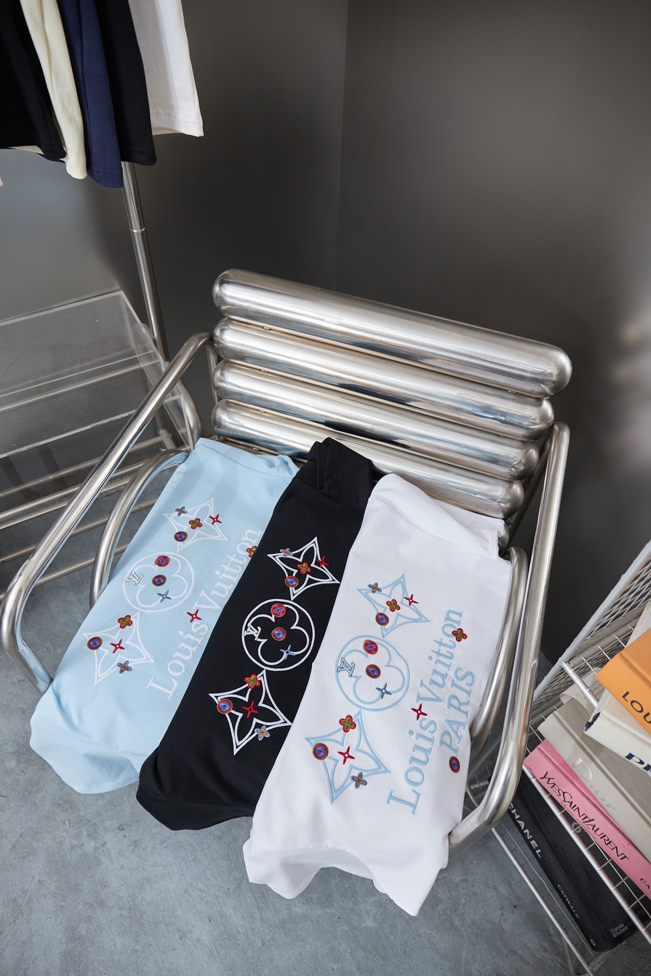 260106 New high-quality embroidered lettered star dot T-shirt