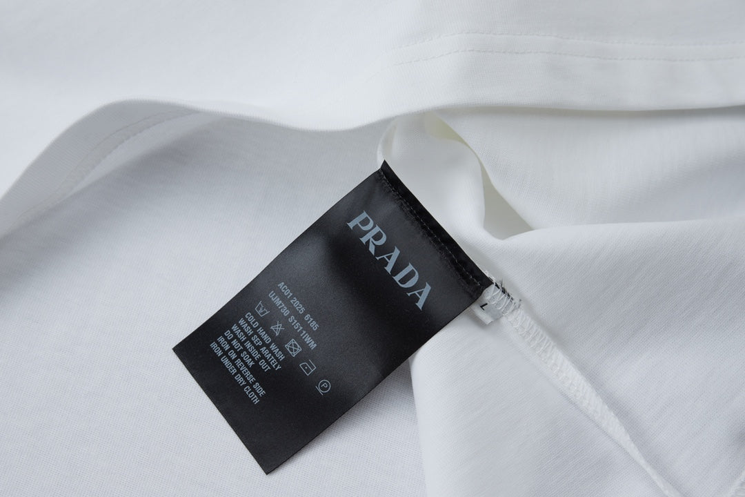 260106 New high-quality classic leather brand pocket T-shirt